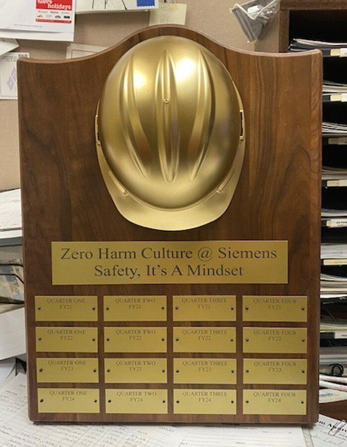 GOLDEN HARD HAT — MONTHLY / YEARLY — PERPETUAL PLAQUE — SAFETY AWARD